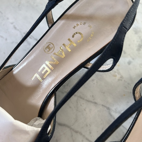 CHANEL Authentic Navy & Black Cap Toe Slingback Heels 36.5 - Picture 3 of 8